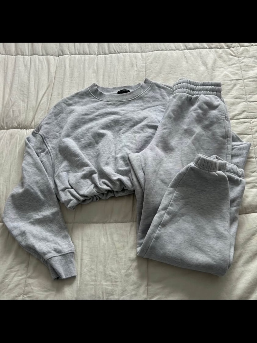 Dynamite Light‎ Gray Cropped Sweatshirt and Joggers Set